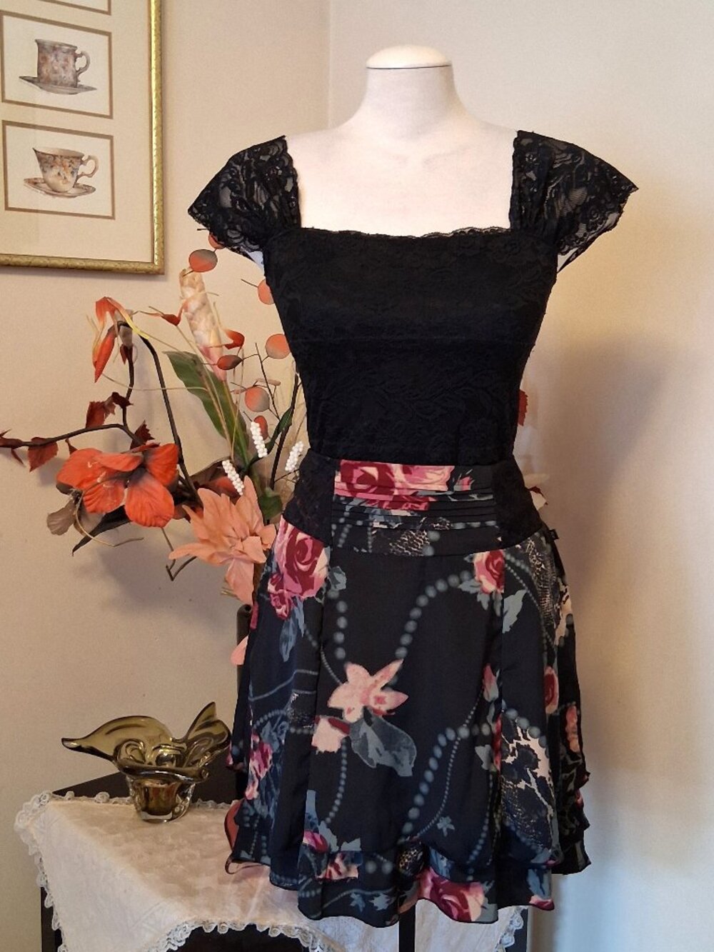 DEPT Holland Unique Floral Tiered Lined Mini Skirt Premium Quality Skirts M